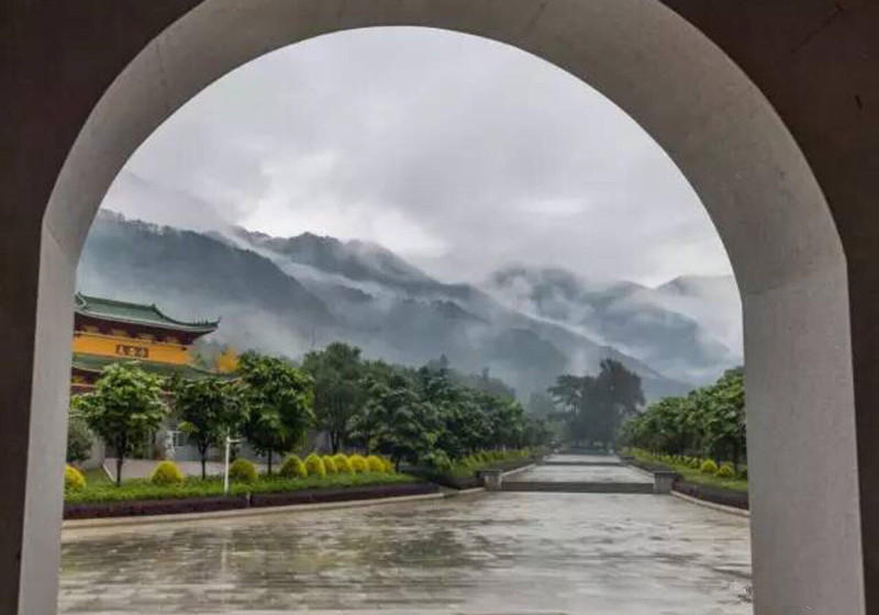云门内外
