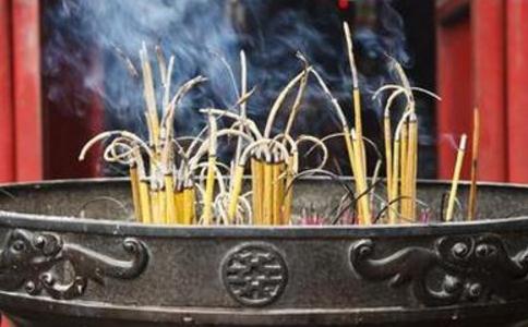 去寺院要注意什么？有什么规矩？