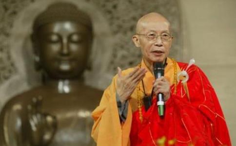 用整形来让自己变美增加自信不好吗？