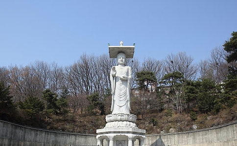 太虚大师：答王静山问