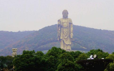 学佛之人所作所为,必须高出平人之上