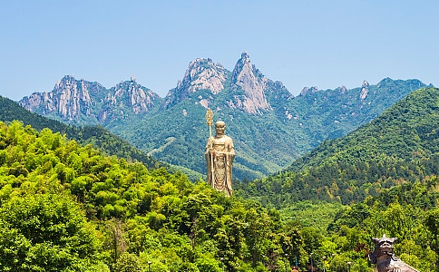 地藏菩萨为什么叫地藏？