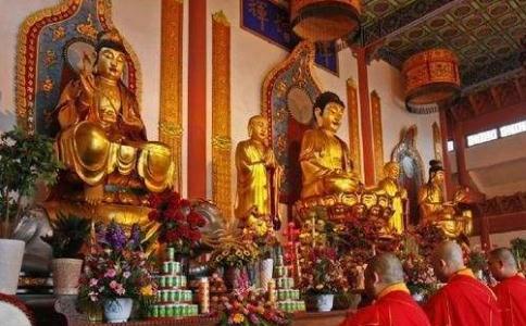 在寺院拜佛的十大礼仪