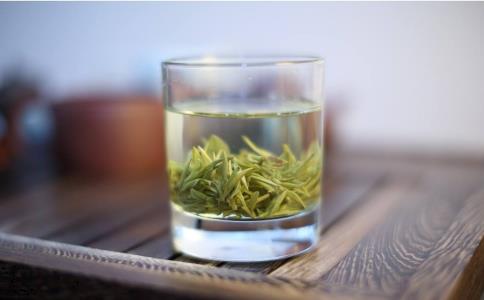喝绿茶有哪些好处？