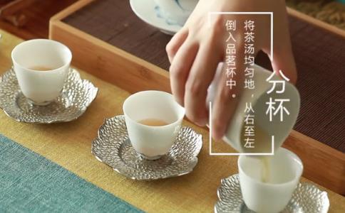 如何冲泡黑茶小袋茶？分杯