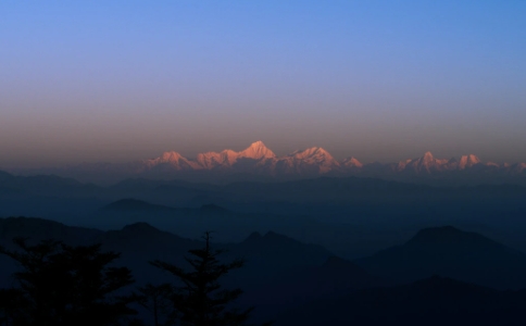 中国四大佛教名山是指哪四座山？有什么区别？中国四大佛教名山之峨眉山