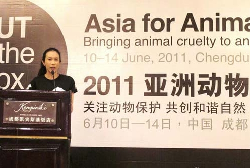 莫文蔚是“永恆爱心大使”